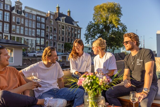 2 Hour Exclusive Canal Boat Cruise W/ Dutch Snacks & Onboard Bar - Guided Tour by Trained Skipper