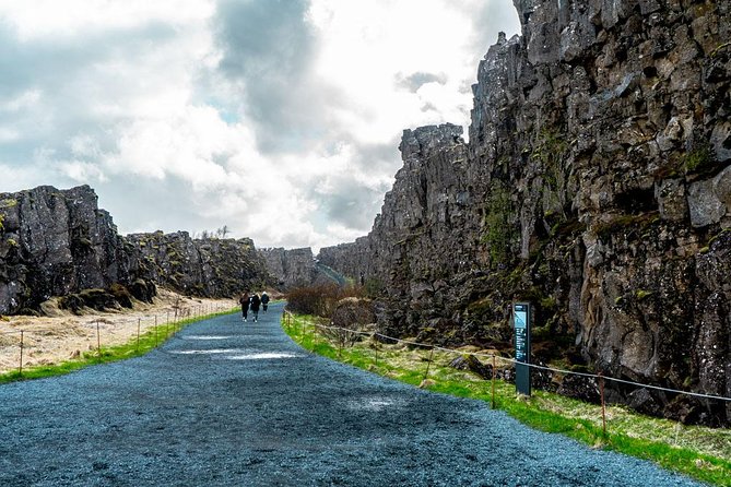 6-Day Small-Group Adventure Tour Around Iceland From Reykjavik - Accommodation and Lodging