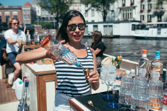 Amsterdam: Luxury Boat Cruise With Beers, Wines & Cocktails - Logistics and Accessibility