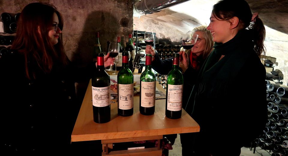 Bordeaux: Vintage Wine Tasting With Charcuterie Board - Duration and Group Size