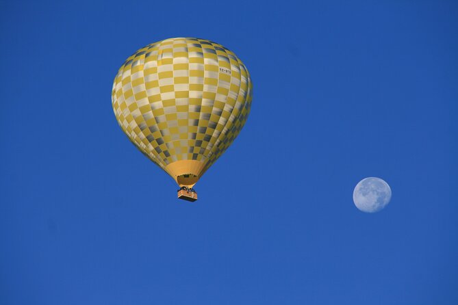 Cappadocia Balloon Ride With Breakfast, Champagne and Transfers - Restrictions and Considerations