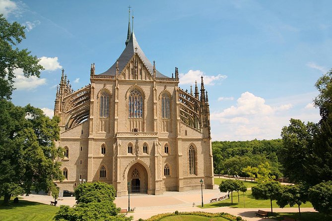 Day Trip to Kutná Hora by Train From Prague - Tour Inclusions and Details