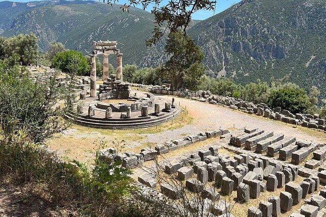 Delphi & Arachova Premium Historical Tour With Expert Tour Guide on Site - Delphi Archaeological Site