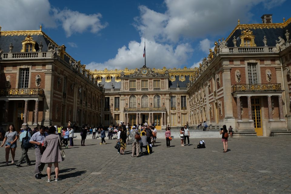 From Paris: Versailles Palace and Gardens Guided Day Trip - Meeting Point and Directions