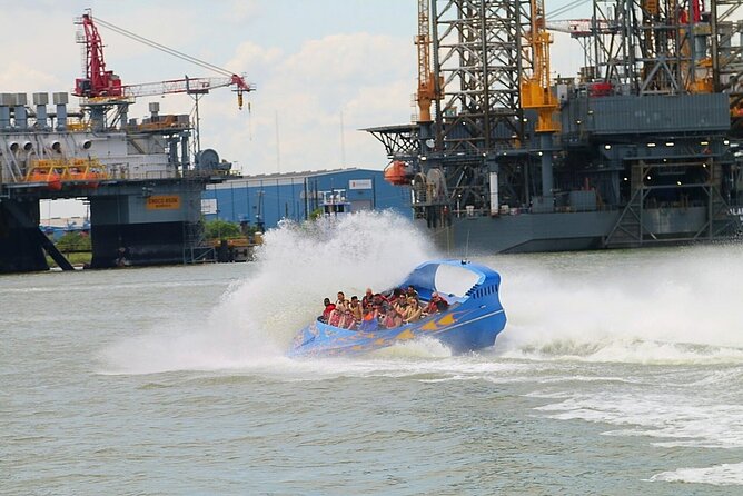 Galveston Suntime Jet Boat Thrill Ride - Small-Group Setting and Guide Attention