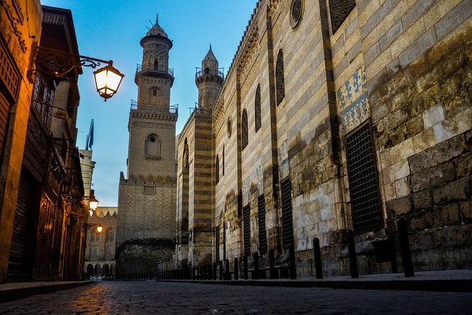 Islamic Cairo Walking Tour: Khan El Khalili, Al-Azhar Mosque - Discover Al Azhar Mosque
