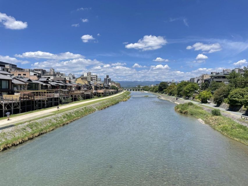Kyoto Heritage: Fushimi Inaris Mystery & Kiyomizu Temple - Gions Enchanting Entertainment District