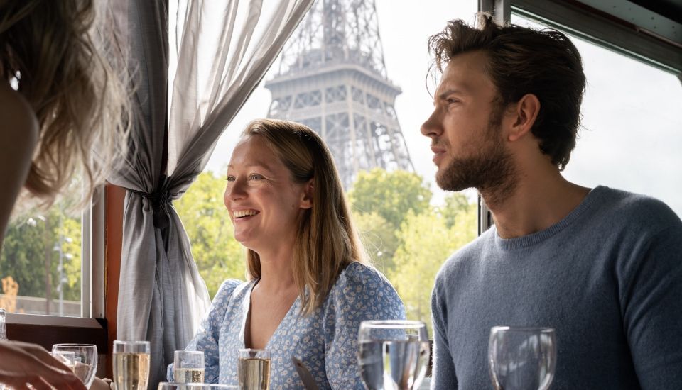 Paris: Early Evening Dinner Cruise on the River Seine - Reservation Process