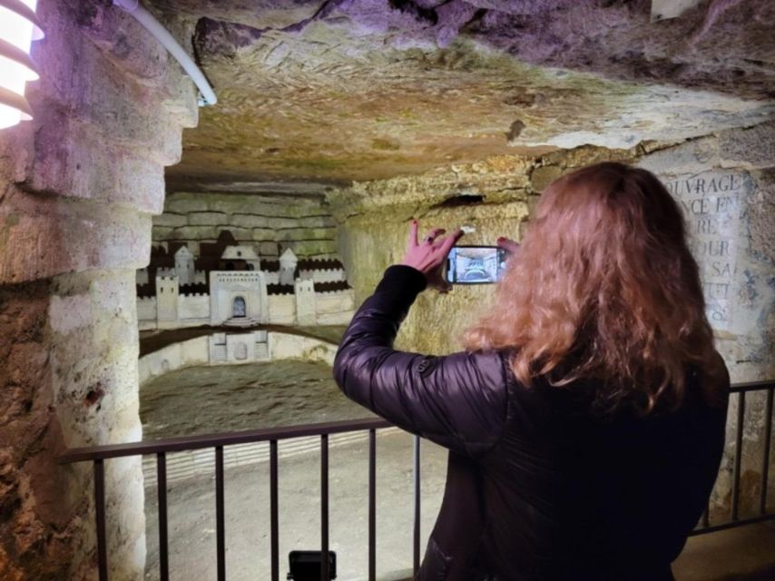 Paris: Skip-The-Line Catacombs Tour With Restricted Areas - Tour Duration and Group Size