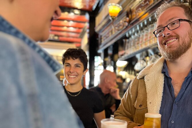 Royal Historic Pubs Walking Guided Tour in London - Confirmation and Accessibility