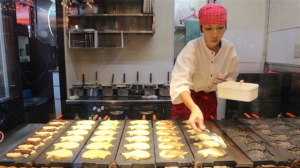 Tokyo Food Tour: The Past, Present and Future 11+ Tastings - Exploring Nihonbashi