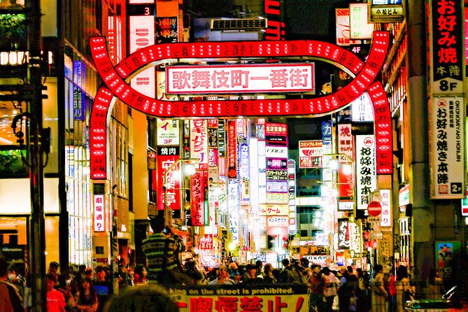 Tokyo Night Foodie Tour in Shinjuku - Exploring Shinjukus Neon Streets