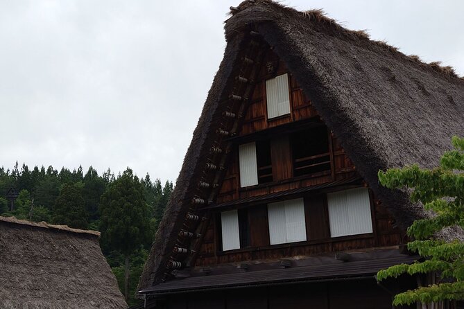 1-Day Takayama Tour: Explore Scenic Takayama and Shirakawago - Historic Takayama Jinya