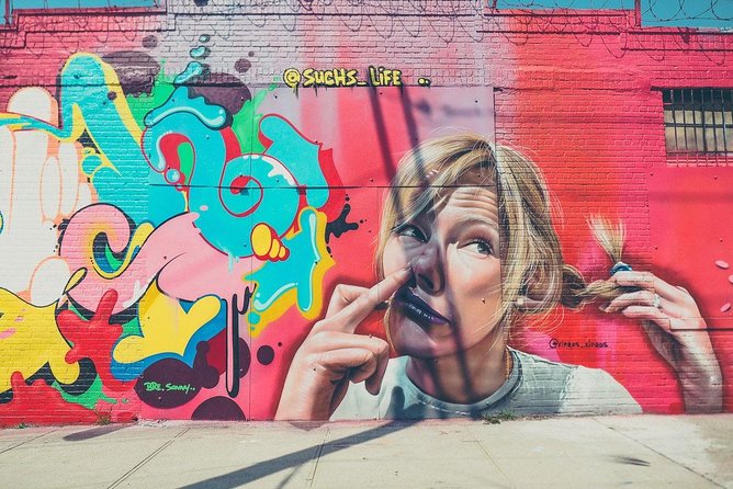 Brooklyn Street Art and Hipster Culture Tour in English - Tour Guides and Expertise