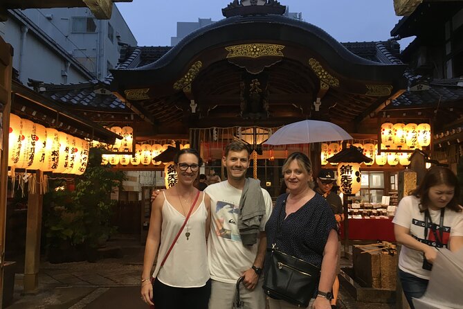 Explore Gion, the Iconic Geisha District; Private Walking Tour - Meeting Point and Duration