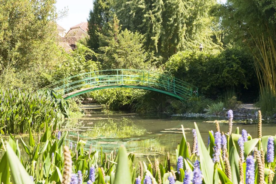 From Paris: Guided Day Trip to Monets Garden in Giverny - Monets Home and Garden