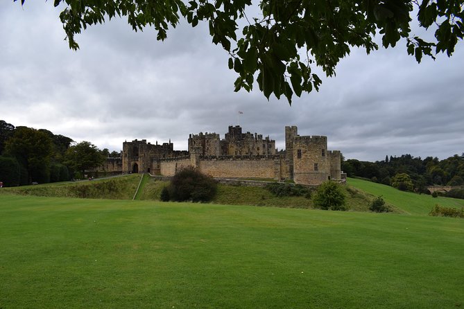 Holy Island, Alnwick Castle & the Kingdom of Northumbria From Edinburgh - Tour Inclusions and Exclusions