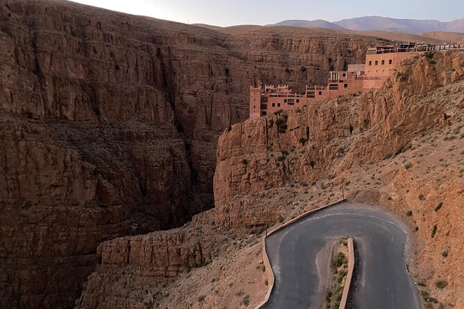 Marrakech to Fez 3-Day Tour Through the Merzouga Desert - Exploring Marrakech