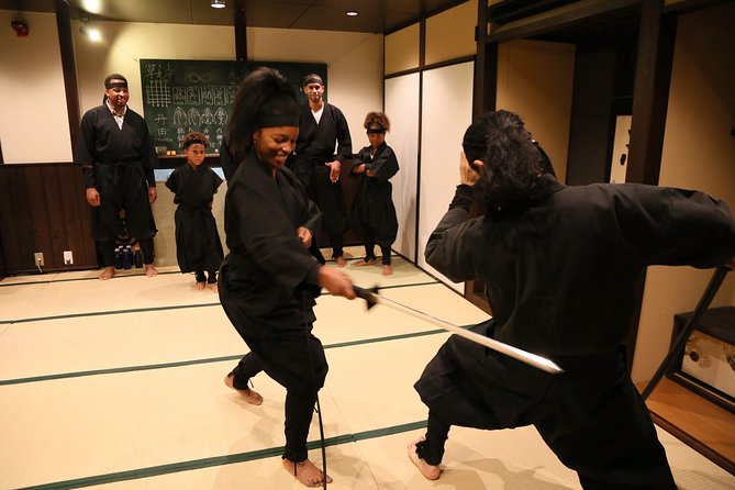 Ninja Hands-On 1-Hour Lesson in English at Kyoto - Entry Level - Learning to Use Ninja Swords