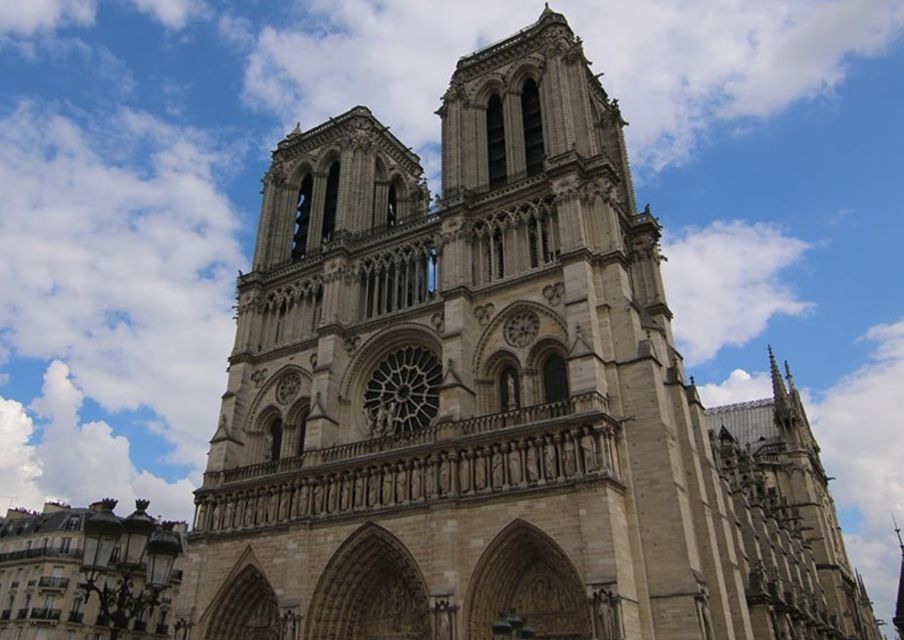 Paris: Highlights Tour With Eiffel Tower, Louvre, and Cruise - Scenic Seine River Cruise