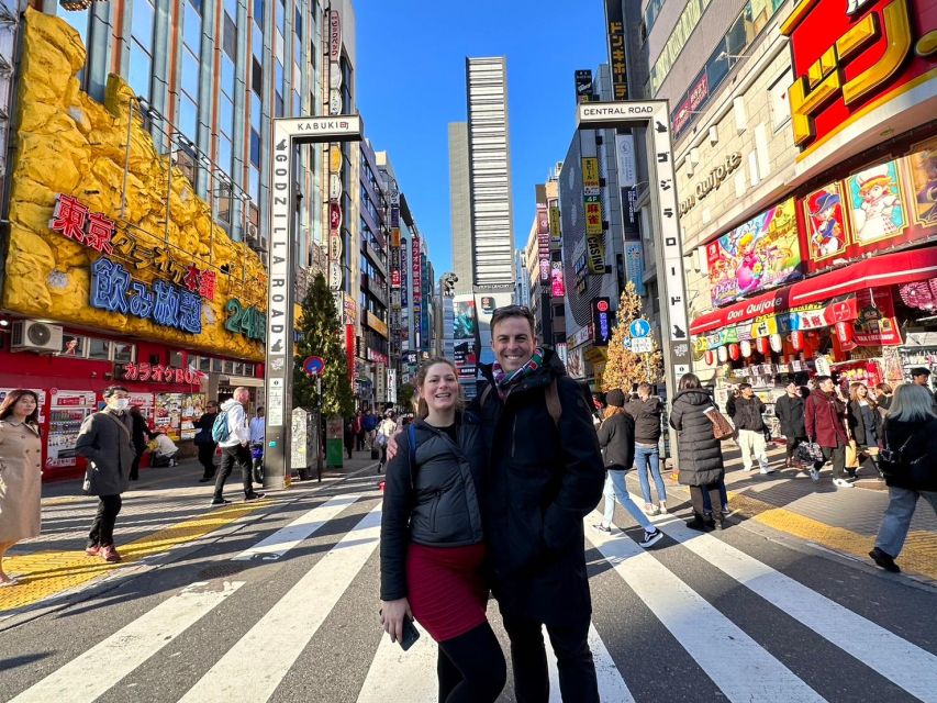 Shinjuku Golden Gai Walking Food Tour With A Master Guide - Small Group Size and Flexibility