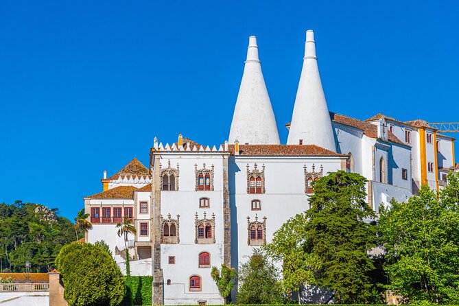Small-Group Sintra, Pena Palace, Regaleira, Roca, Cascais Tour - Lunch and Cascais Village