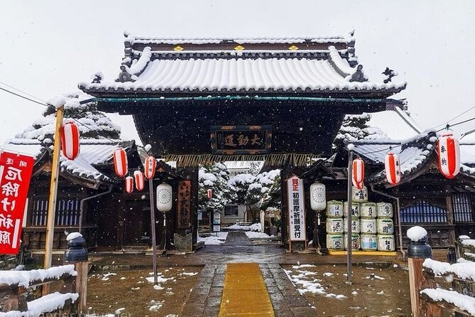 Snow Monkey Park & Zenkoji Temple Nagano Pvt. Full Day Tour. - Snow Monkey Park