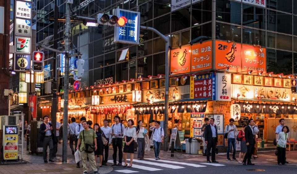 Tokyo: 3-Hour Food Tour of Shinbashi at Night - Trying Local Dishes