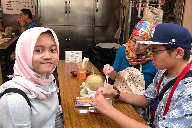 Vegetarian and Muslim Friendly Private Tour of Osaka - Orientation for First-Time Visitors