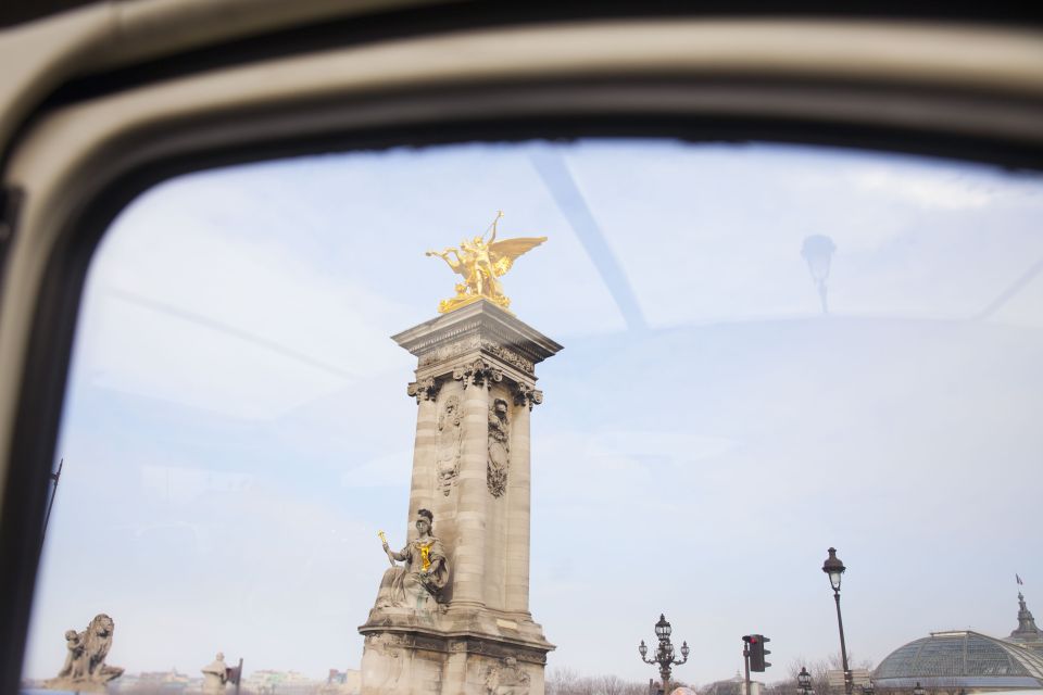 Classic, Romantic Paris: 3-Hour Vintage 2CV Tour - Private Driver and Guide