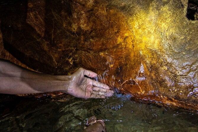 Coles Cave Hike - Recommended Preparation and Activities