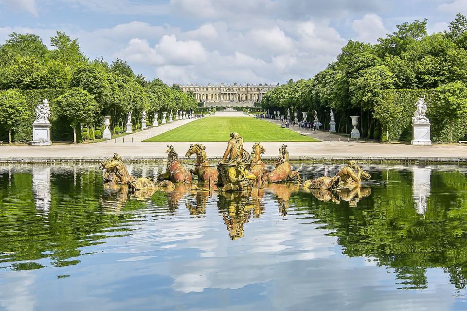 From Paris: Versailles Skip-the-Line Tour & Gardens Access - Tour Inclusions and Exclusions