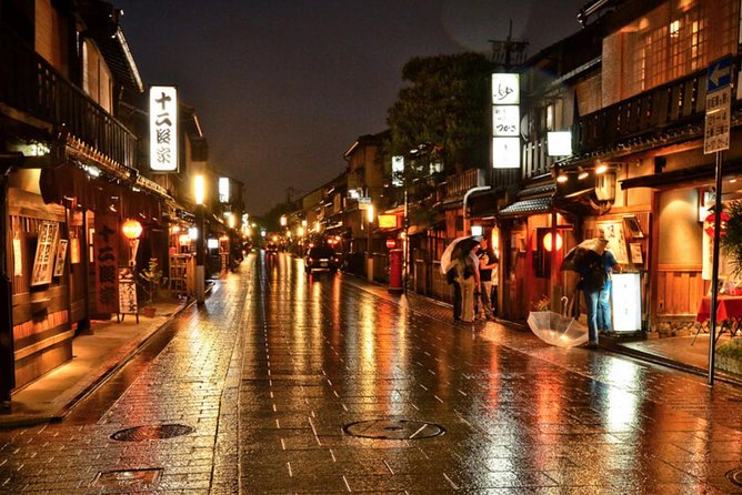 Kyoto Evening Gion Food Tour Including Kaiseki Dinner - Group Size and Cancellation Policy
