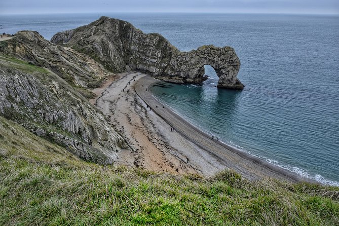 Lulworth Cove & Durdle Door Mini-Coach Tour From Bournemouth - Tour Attire and Fitness