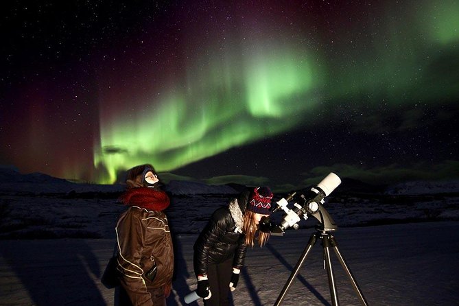 Northern Lights and Stargazing Small-Group Tour With Local Guide - Recommended Attire