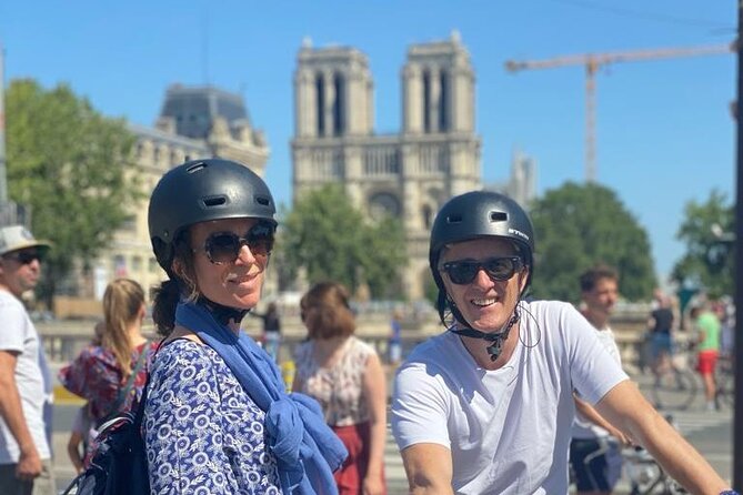 Paris Sightseeing Family Friendly Guided Electric Bike Tour - Customer Ratings and Reviews