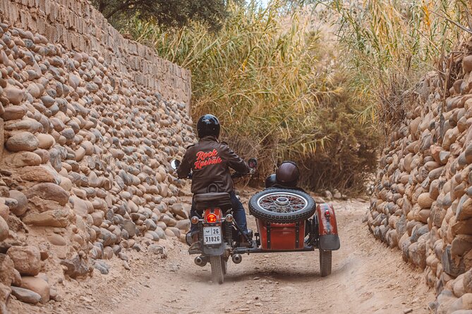 Private Sidecar Ride : the Agafay Desert 6h - Moroccan Lunch