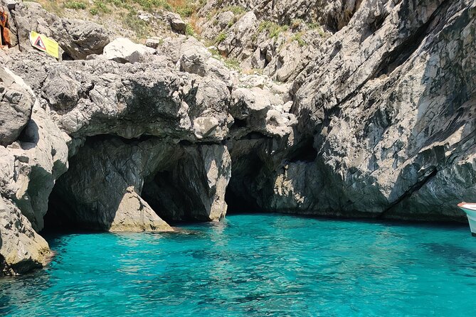 Private Tour in a Typical Capri Boat - Relax on a Traditional Boat