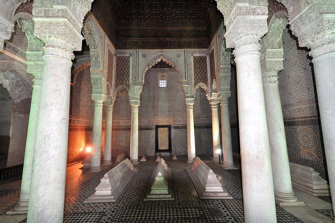 Exploring Marrakesh in Half-Day Sightseeing Tour - Admiring Koutoubia Mosque
