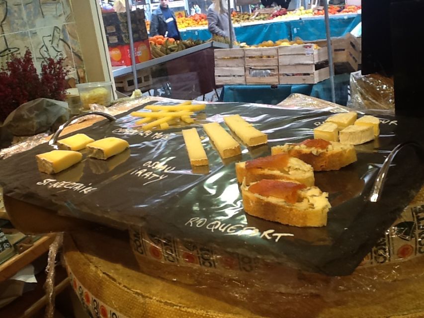 Paris Market Tour: Wine, Cheese and Chocolate! - Multilingual Guidance