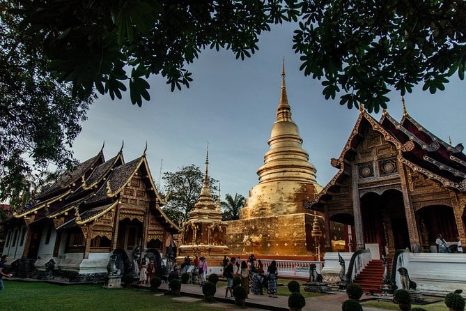 A Magical Evening In Chiang Mai: Private City Tour