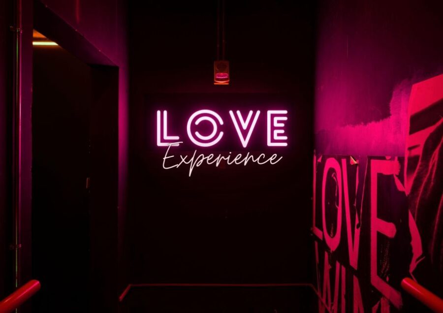 annecy-special-valentines-day-couples-game-key-points