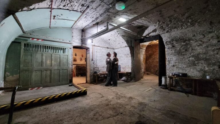 bristol-st-nicholas-market-and-air-raid-shelter-tour-key-points