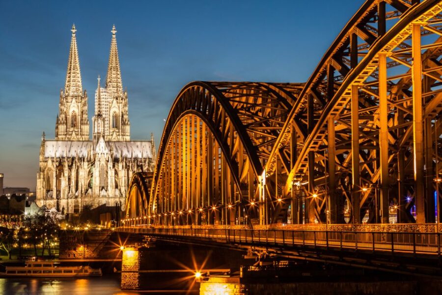 Cologne: Rhine River Cruise With Live Music - Experience Highlights