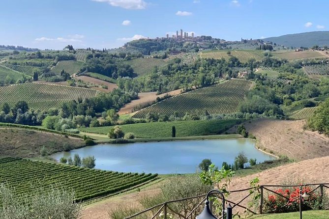 Horseback Ride in San Gimignano With Tuscan Lunch and Chianti Tasting - Key Points