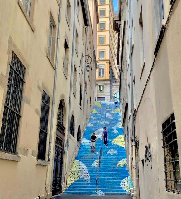 Lyon: Street Art & Street Food Tour - Key Points