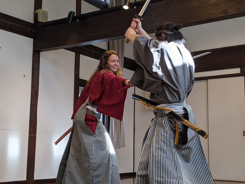 Matsumoto Castle Tour & Samurai Experience - Key Points