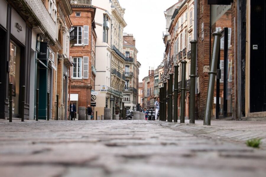 Toulouse: Bachelorette Party Outdoor Smartphone Game - Overview of the Experience