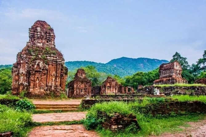 14-Day Vietnam Itinerary | Breathtaking | Island Relaxing - Majestic Halong Bay Cruise