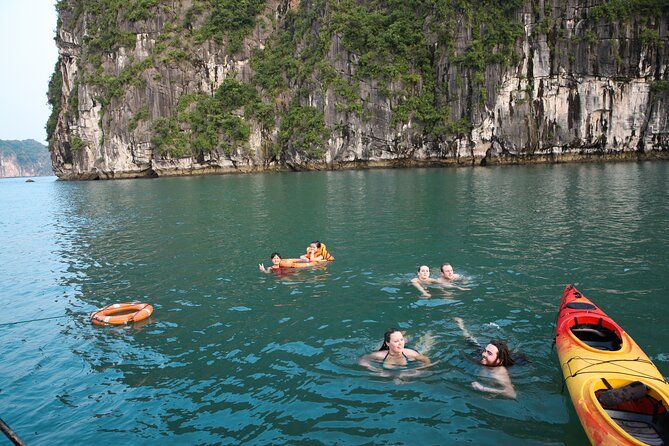 2 Days Adventure Cruise in Ha Long Bay
